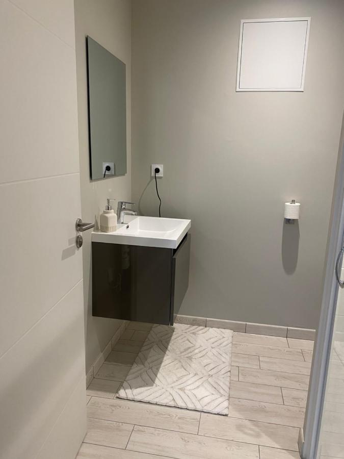 Chambre Privatisee L'Ermitage Vue Sur La Mayenne Шато-Ґонтьє Екстер'єр фото
